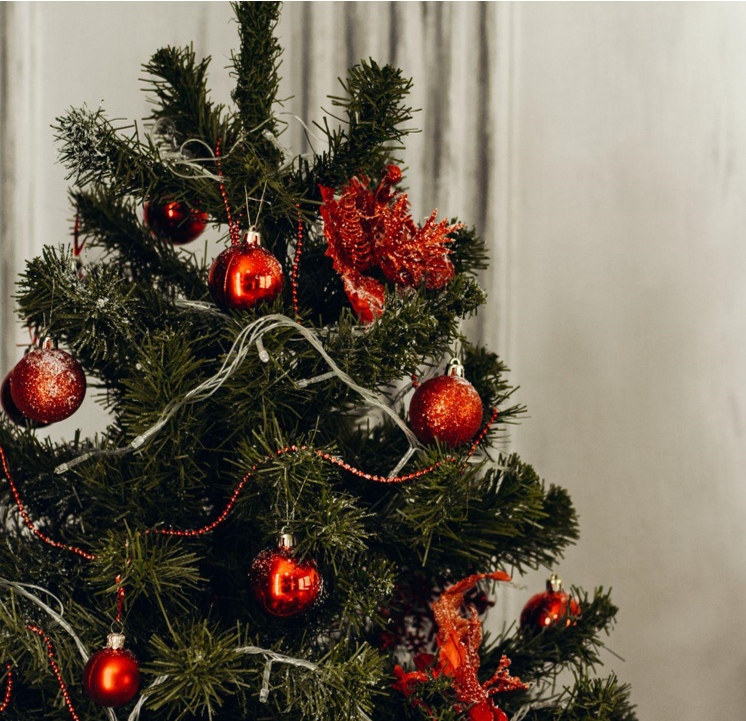 Table Top Christmas Trees for Holiday Memories